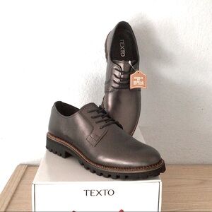 TEXTO Lace Up Leather Oxfords